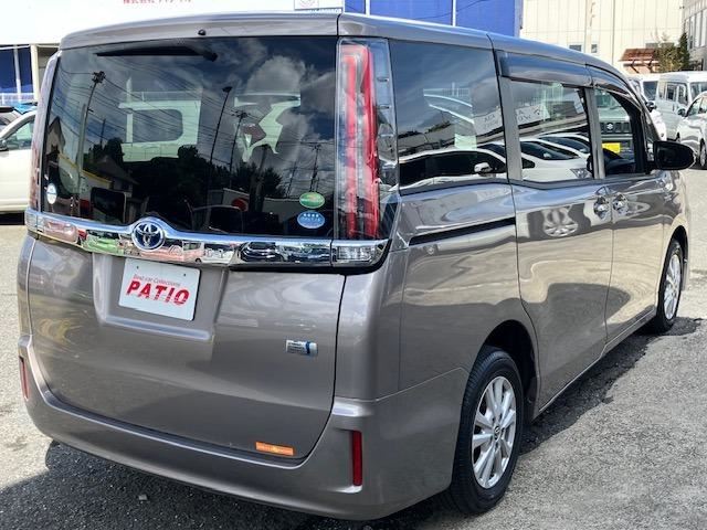 
								TOYOTA NOAH 2019 full									