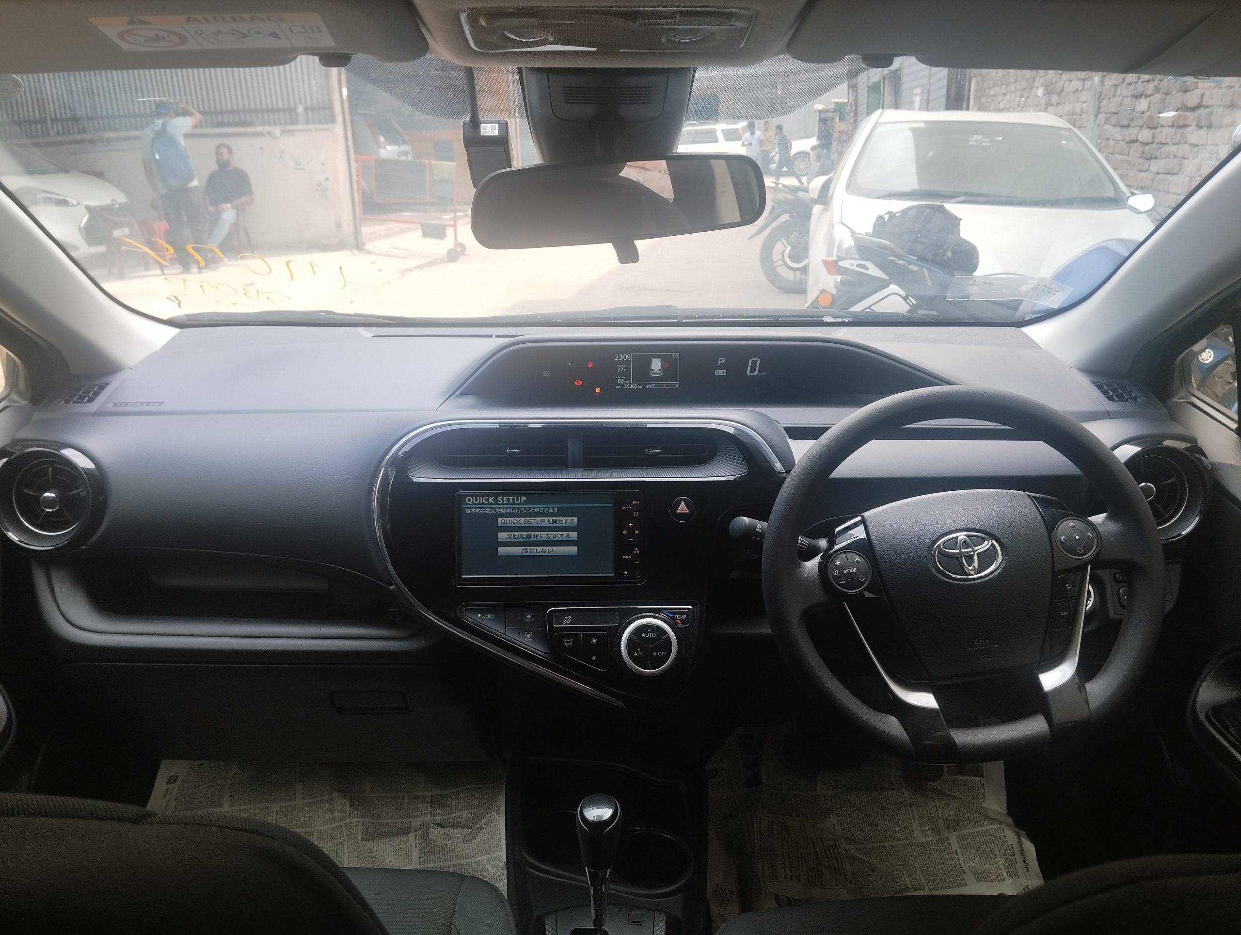 
								TOYOTA AQUA S STYLE HYBRID 2019 full									