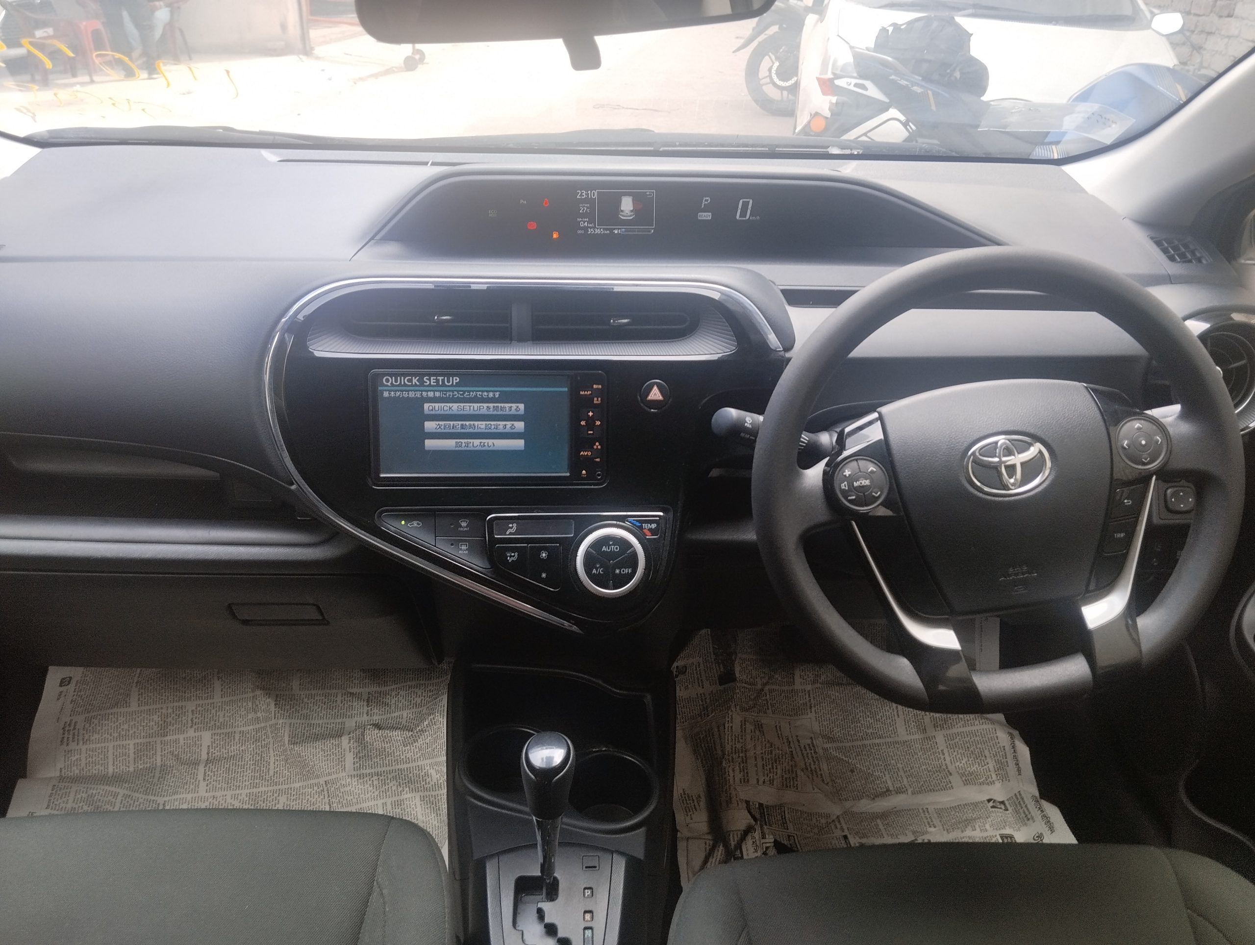 
								TOYOTA AQUA S STYLE HYBRID 2019 full									