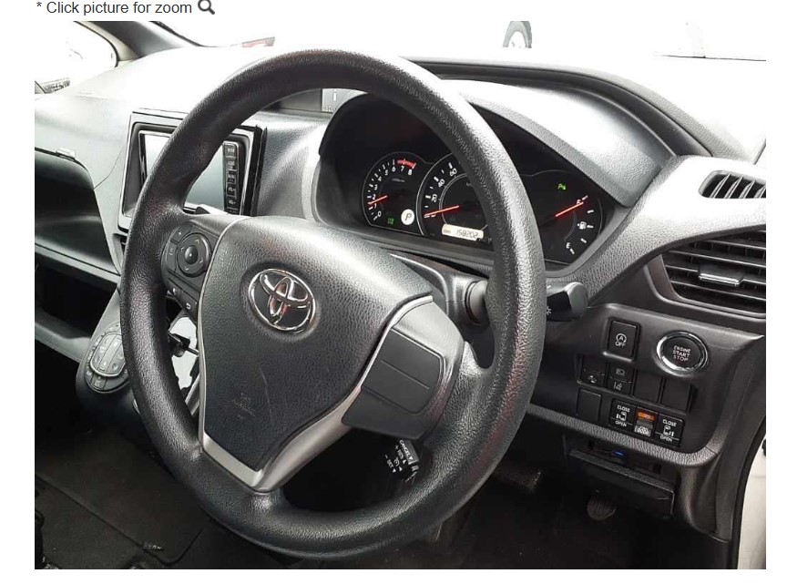 
								TOYOTA NOAH 2019 full									