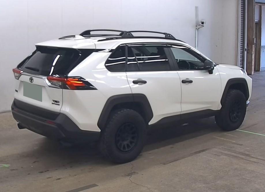 
								TOYOTA RAV-4 G PACKAGE OFF ROAD 2020 full									