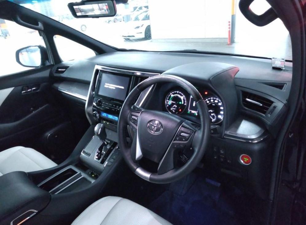
								TOYOTA ALPHARD EXECUTIVE LOUNGE HYBRID 2019 full									
