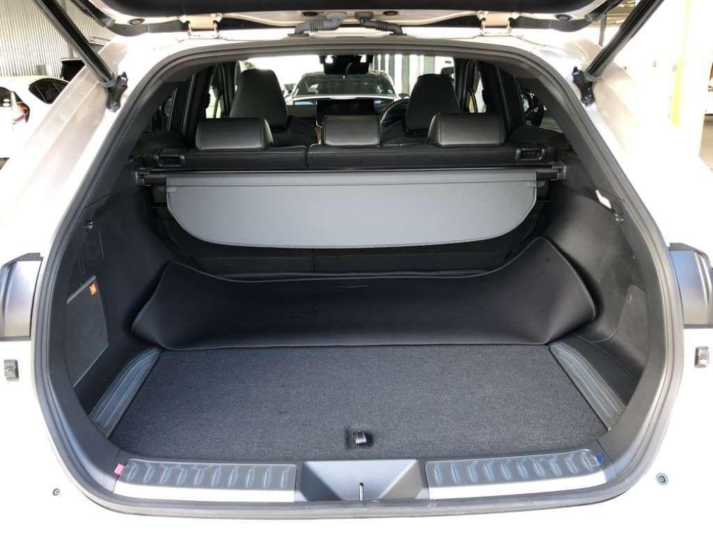 
								TOYOTA HARRIER NON HV 2020 full									