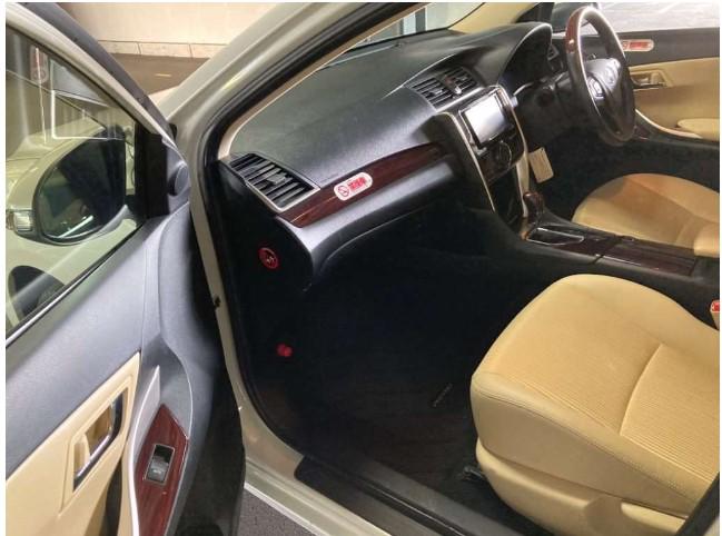 
								TOYOTA PREMIO 2019 full									