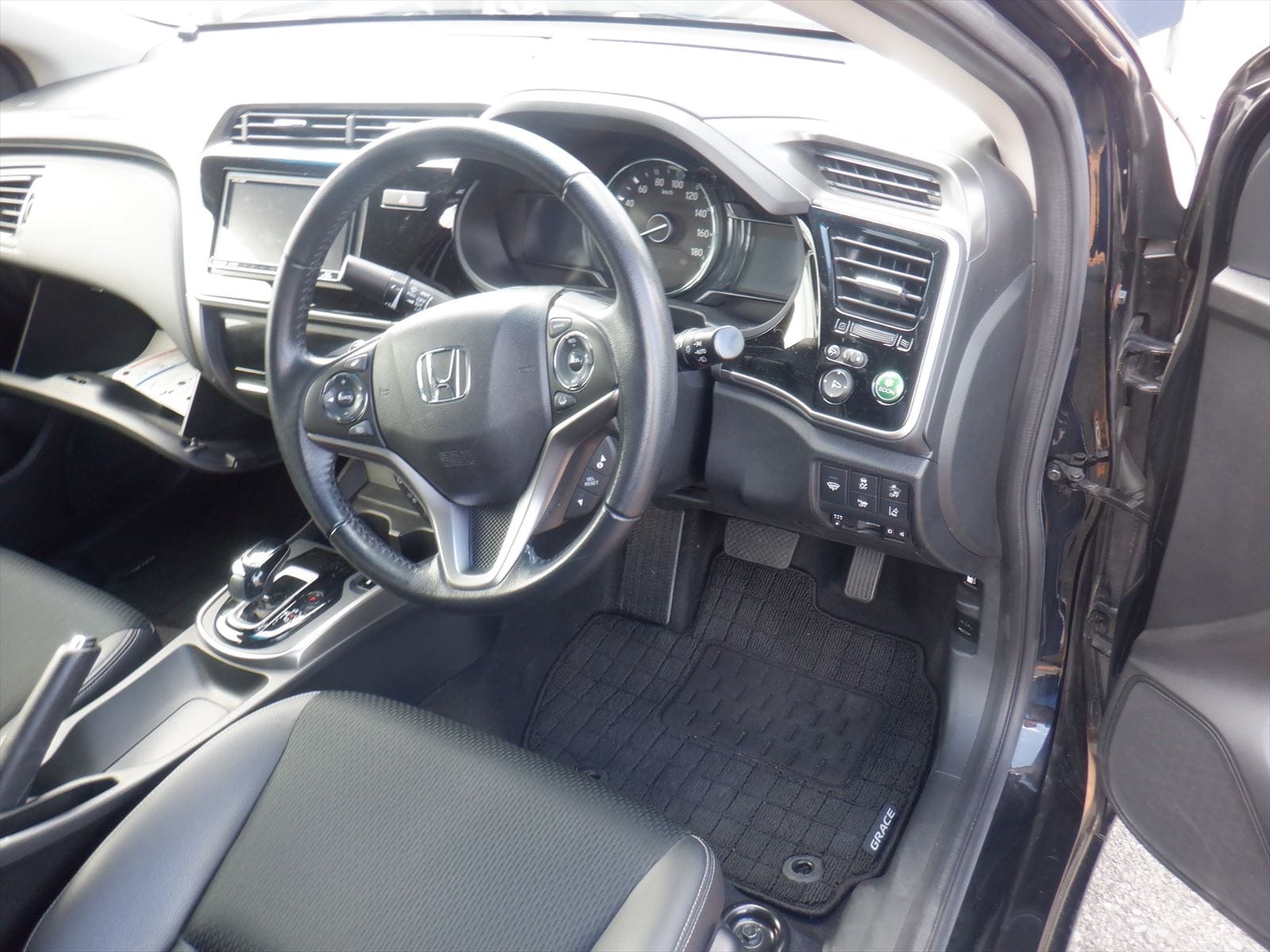 
								HONDA GRACE EX  2019 full									