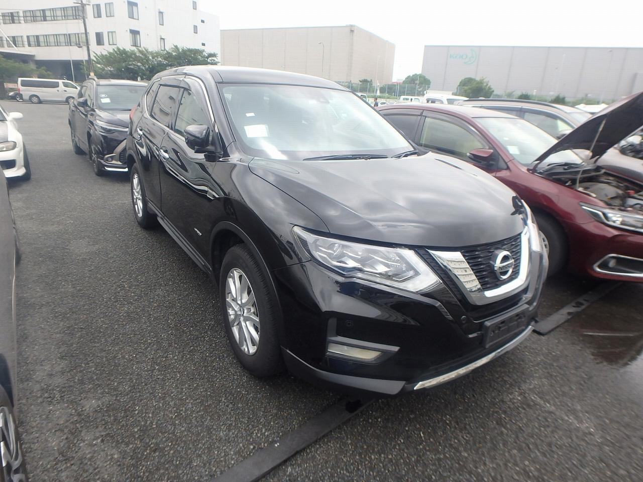 
								NISSAN XTARIL 2019 full									