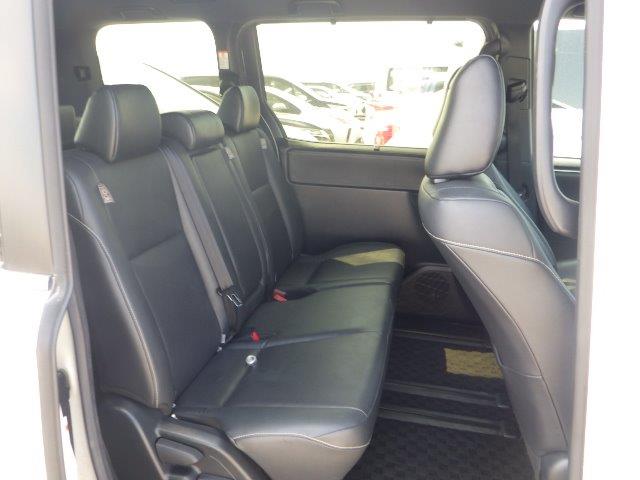 
								TOYOTA ESQUIRE 2019 full									