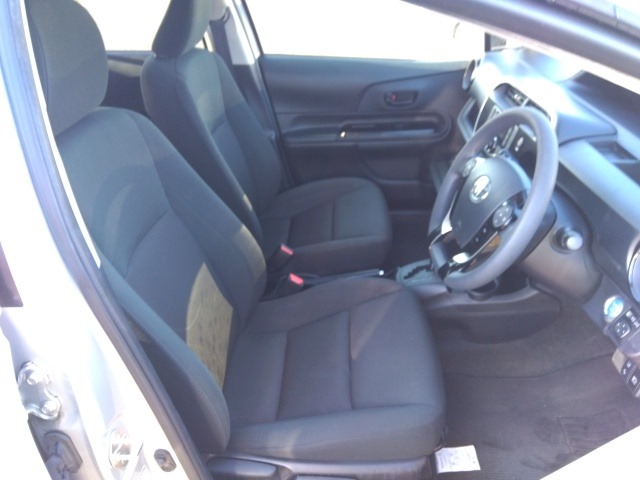 
								TOYOTA AQUA  2019 full									