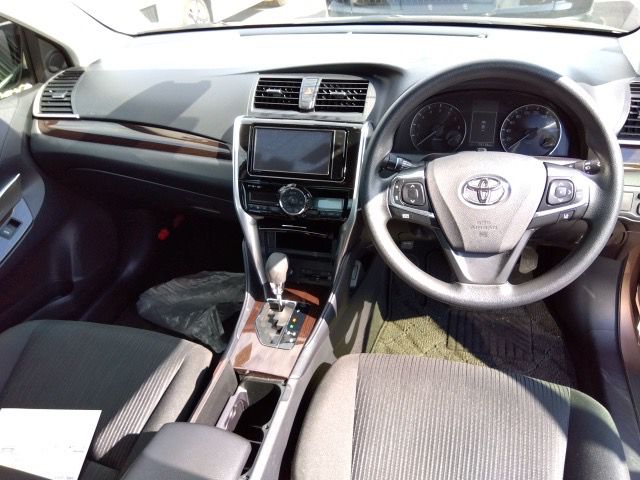 
								TOYOTA PREMIO 2019 full									