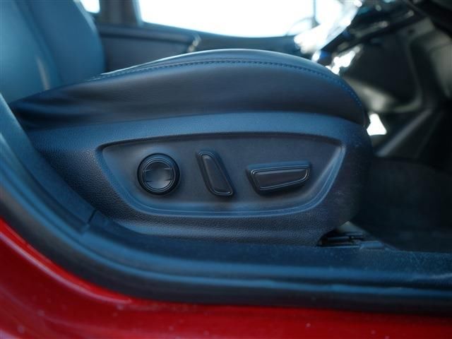 
								TOYOTA PRIUS 2020 full									