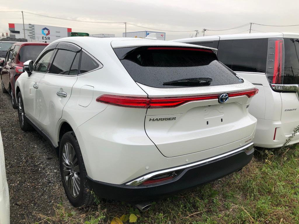 
								TOYOTA HARRIER HYBRID 2021 full									