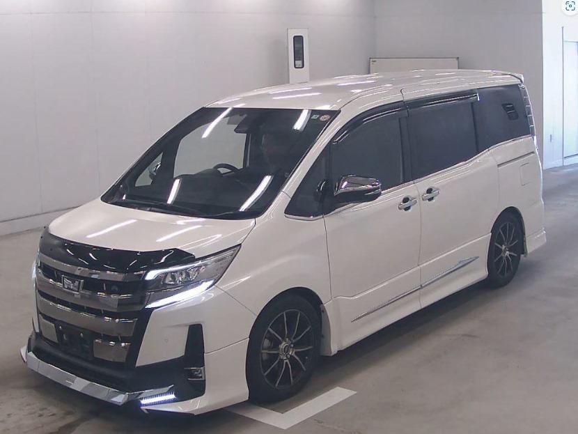 
								TOYOTA NOAH NON HYBRID 2019 full									