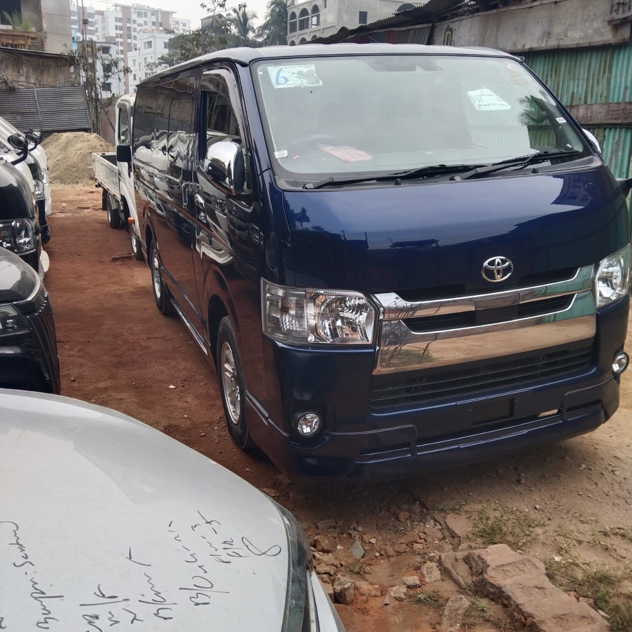
								Toyota Hiace NON HYBRID Super GL 2019 full									
