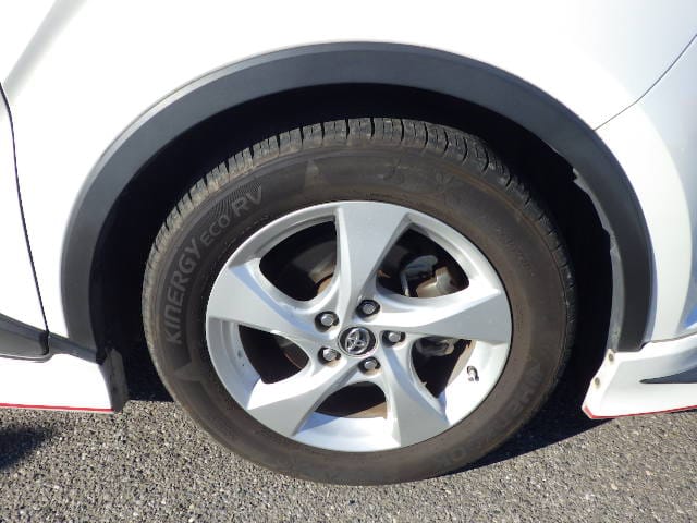 
								Toyota CHR HYBRID S Led 2019 full									
