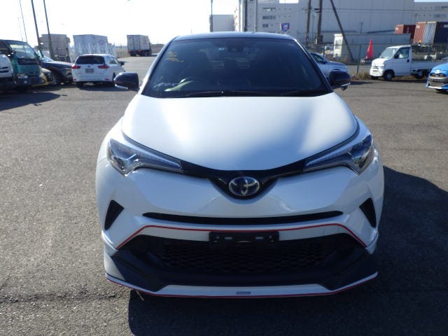 
								Toyota CHR HYBRID S Led 2019 full									