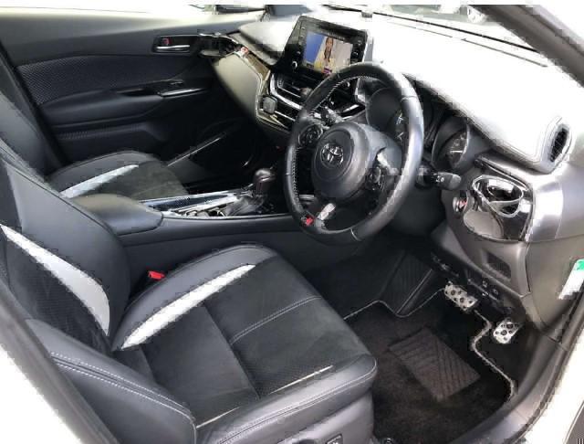 
								Toyota CHR HYBRID HYBRID S GR SPORTS TRD  2019 full									