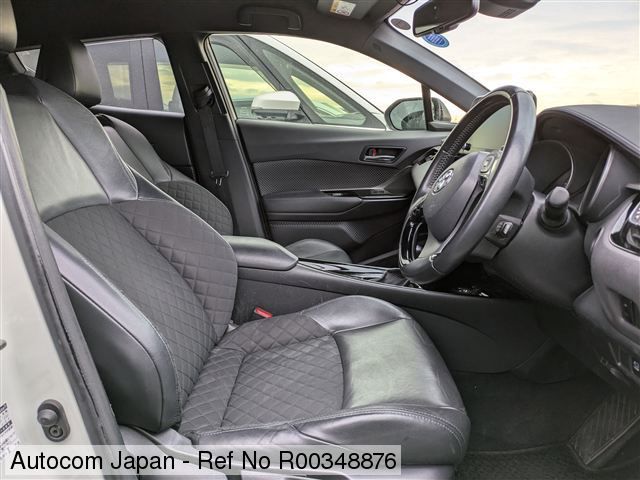 
								Toyota CHR HYBRID G Mode Nero 2020 full									