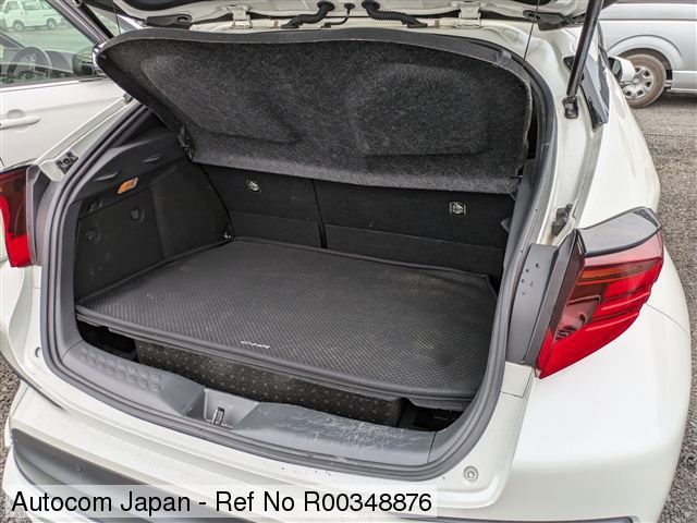 
								Toyota CHR HYBRID G Mode Nero 2020 full									