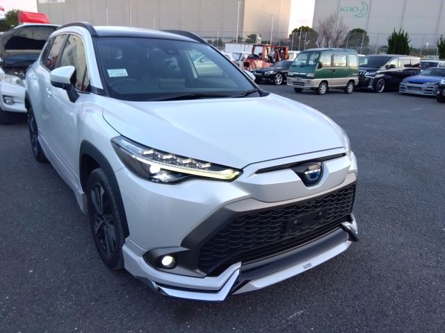 
								Toyota Corolla Cross HYBRID 2021 full									