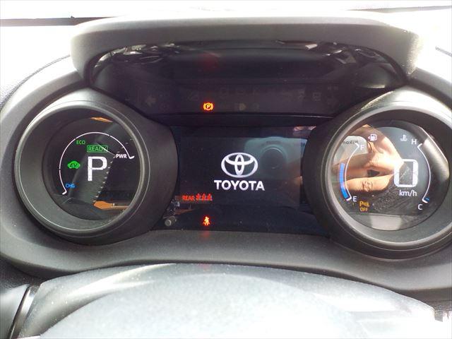 
								Toyota Yaris Cross G HYBRID 2021 full									