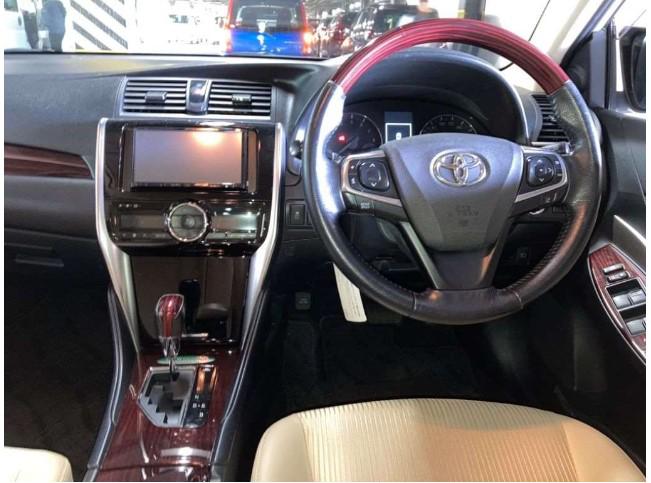 
								TOYOTA PREMIO NON HYBRID 2019 full									