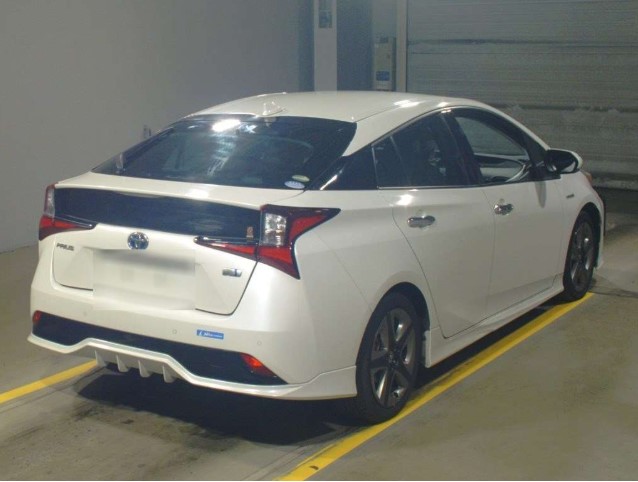 
								TOYOTA PRIUS HYBRID 2020 full									