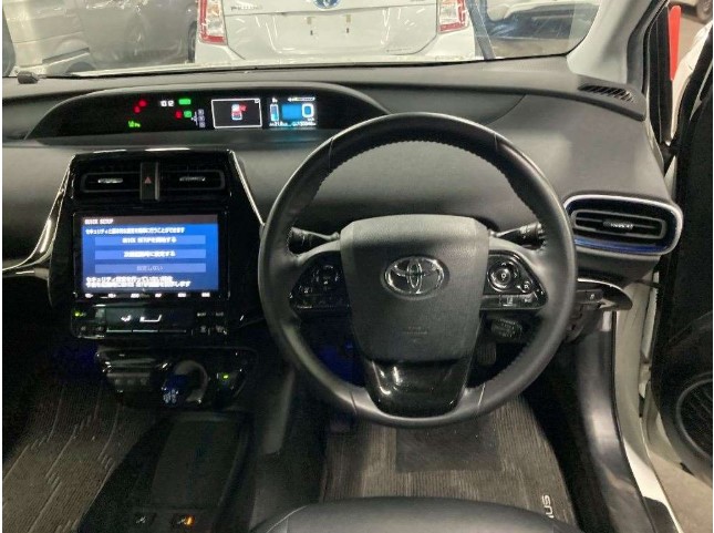 
								TOYOTA PRIUS HYBRID 2020 full									