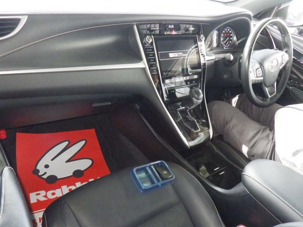 
								TOYOTA HARRIER NON HYBRID 2019 full									