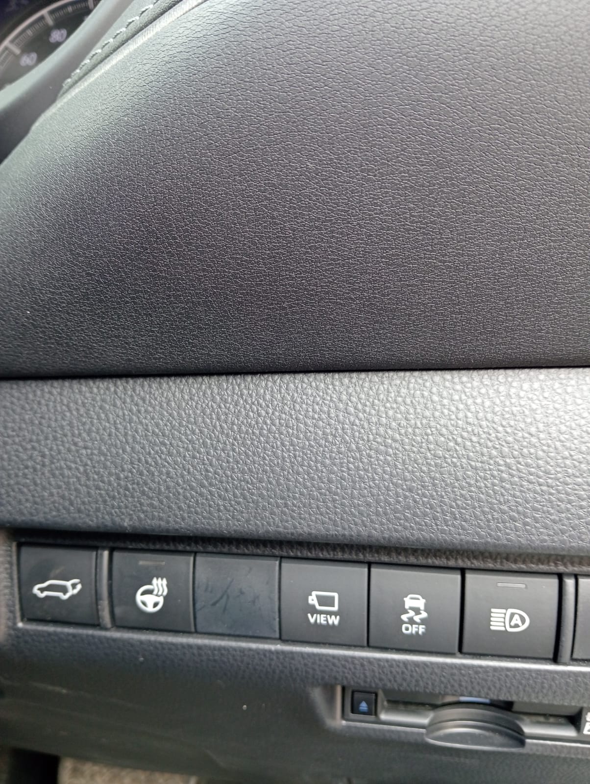 
								TOYOTA HARRIER HYBRID 2020 full									