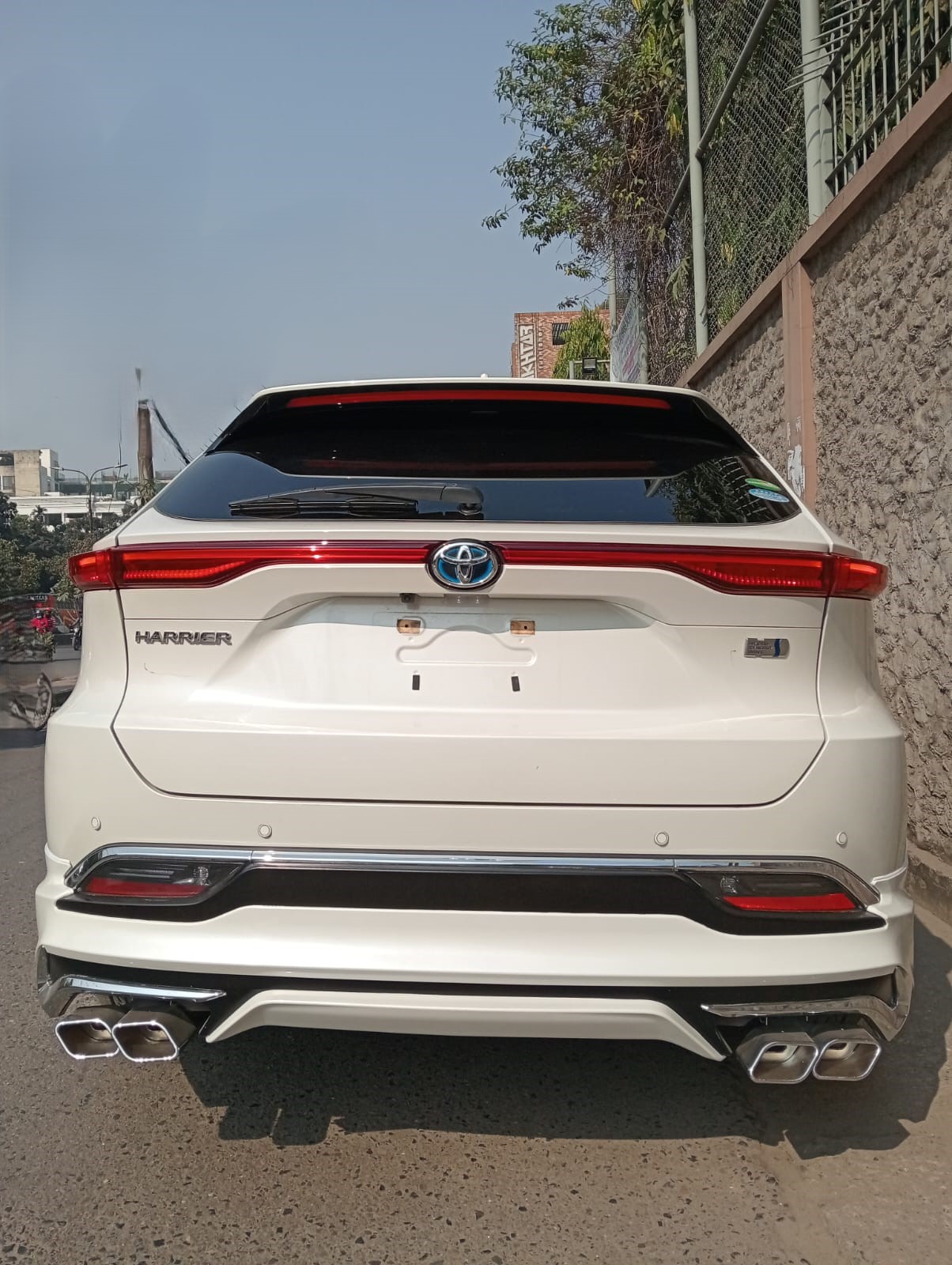 
								TOYOTA HARRIER HYBRID 2020 full									