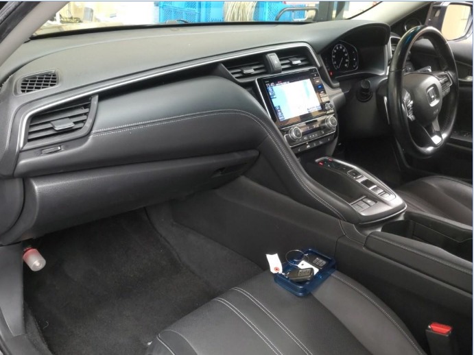 
								HONDA INSIGHT HYBRID 2019 full									