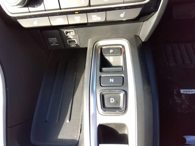 
								HONDA INSIGHT HYBRID 2020 full									