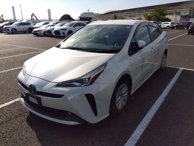 
								TOYOTA PRIUS HYBRID 2020 full									
